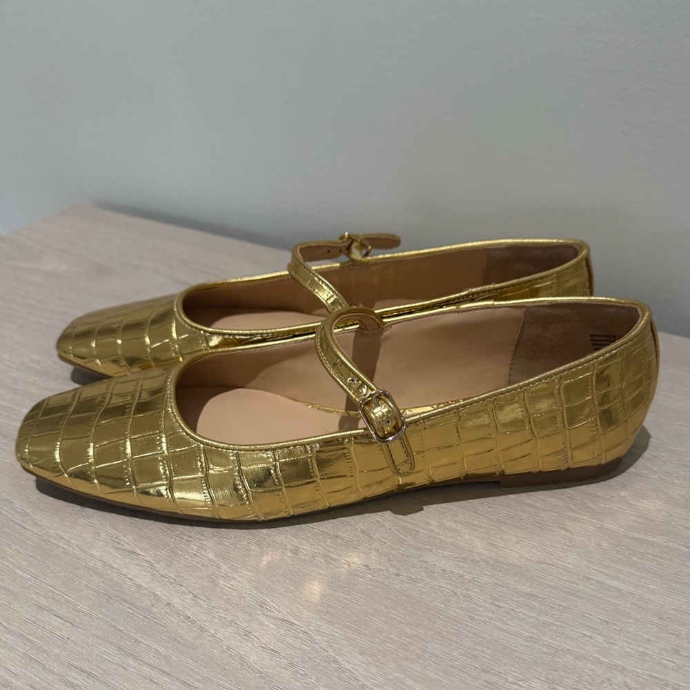 Ann Taylor LOFT Gold Metallic Mary Jane Flats  Shoes New - Picture 3 of 5